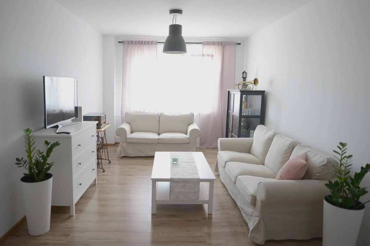 Apartamenty Europa Sosnowiec Esterno foto